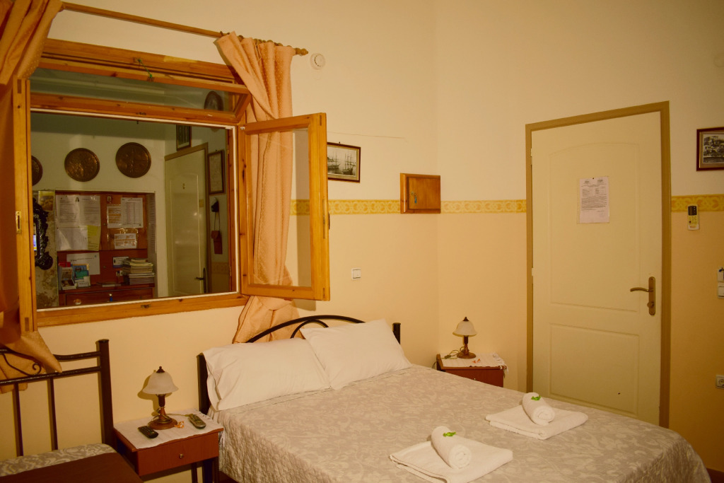 Stoa Rooms
