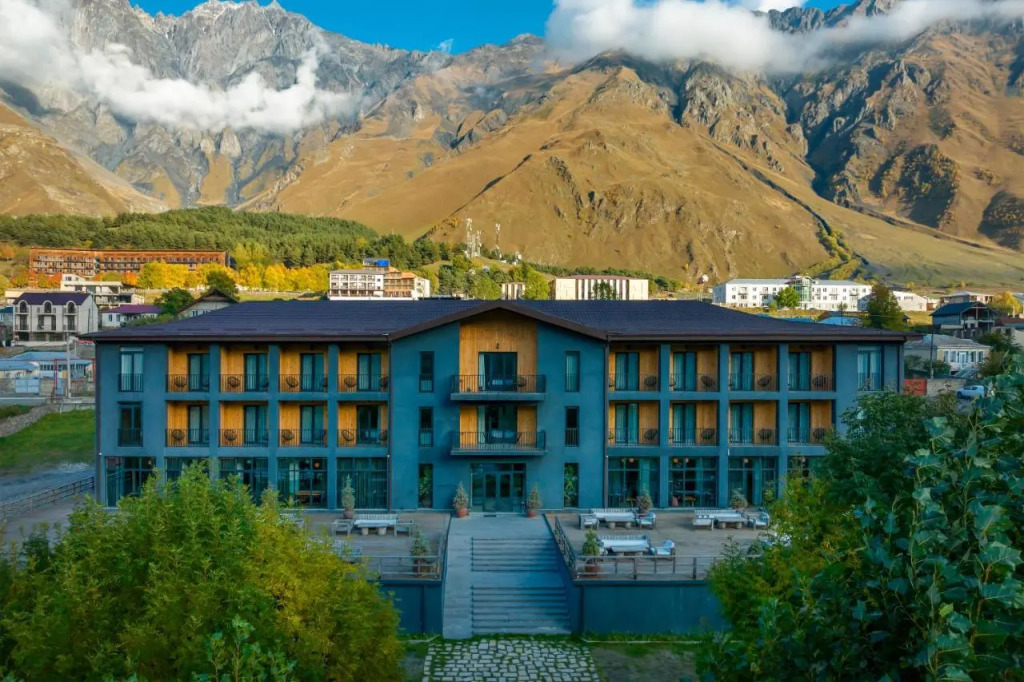 Intourist Kazbegi
