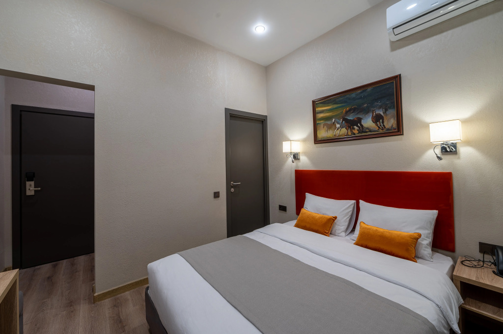 Xenia City Hotels Селигерская