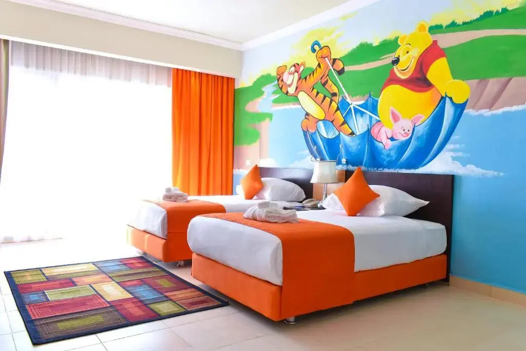 Курортный отель Parrotel Lagoon Waterpark
