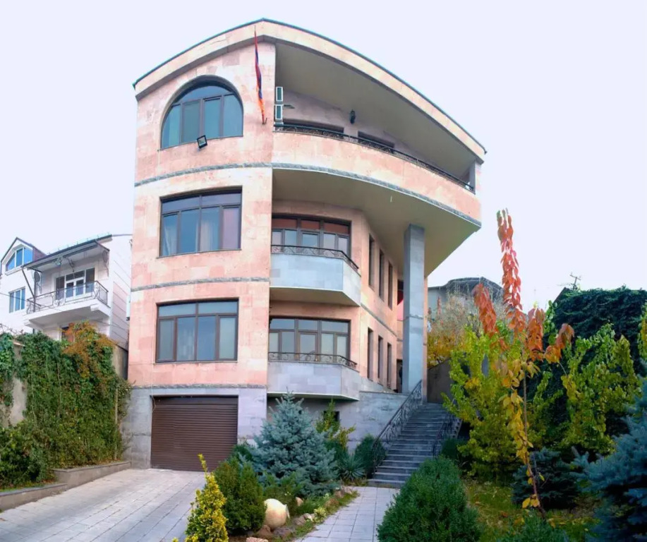 Ivy Boutique Hotel