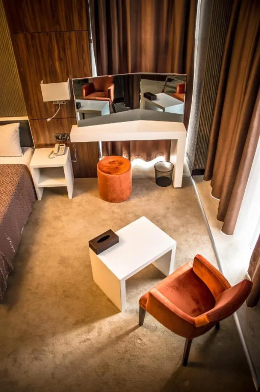 Hillmond Hotel
