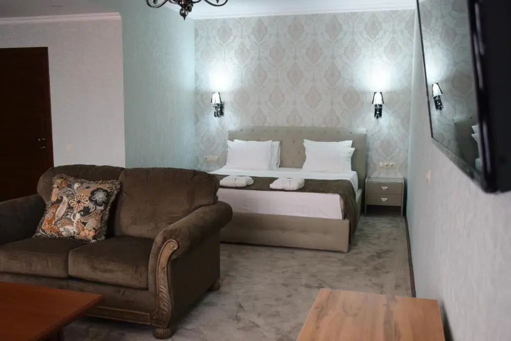 Mirotel Hotel