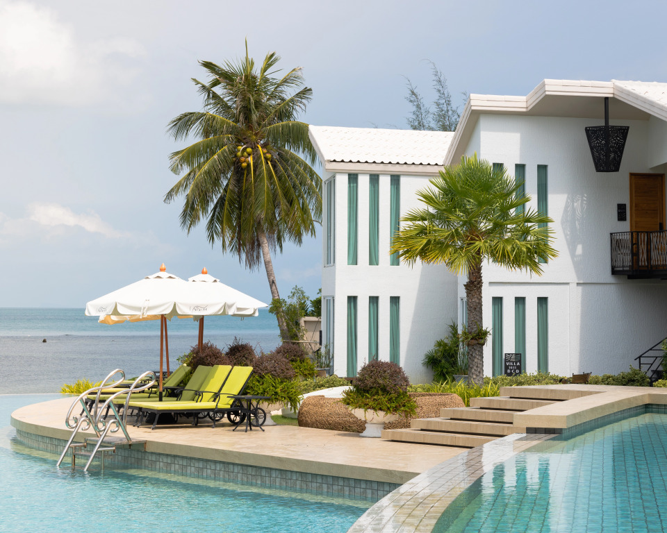 Vannee Golden Sands Beachfront Resort