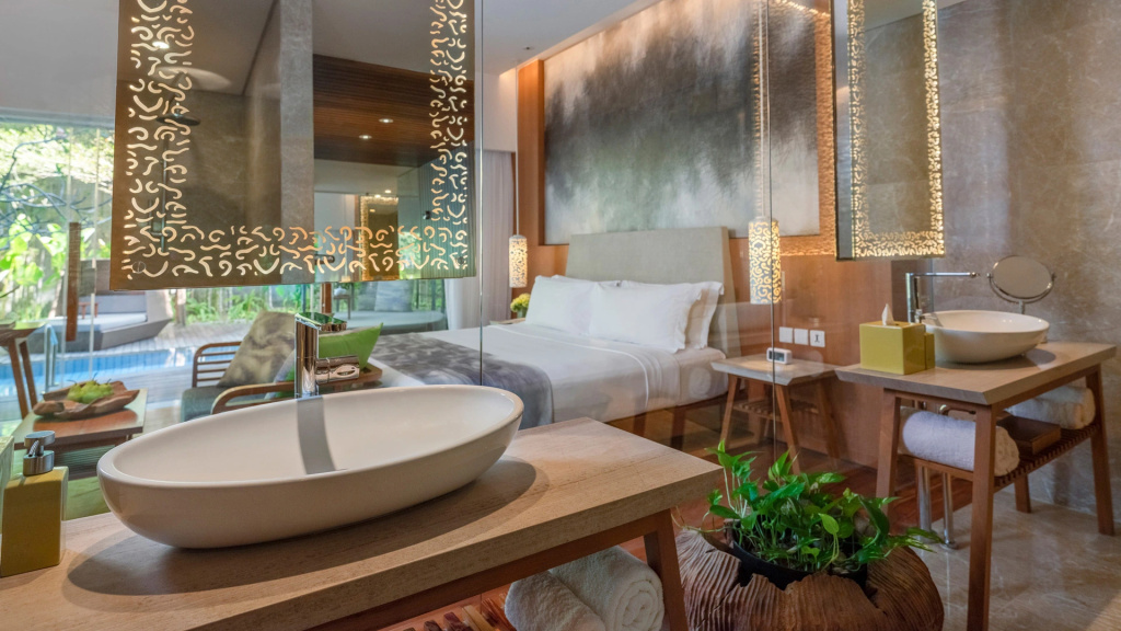 Отель Maya Sanur Resort & Spa