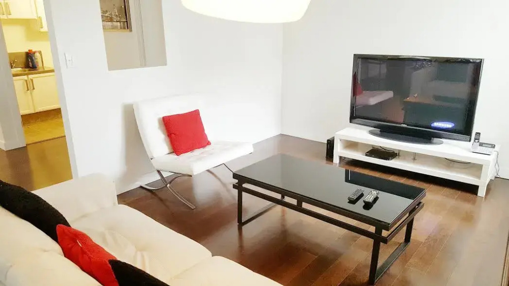 Апартаменты Fastlane Suites
