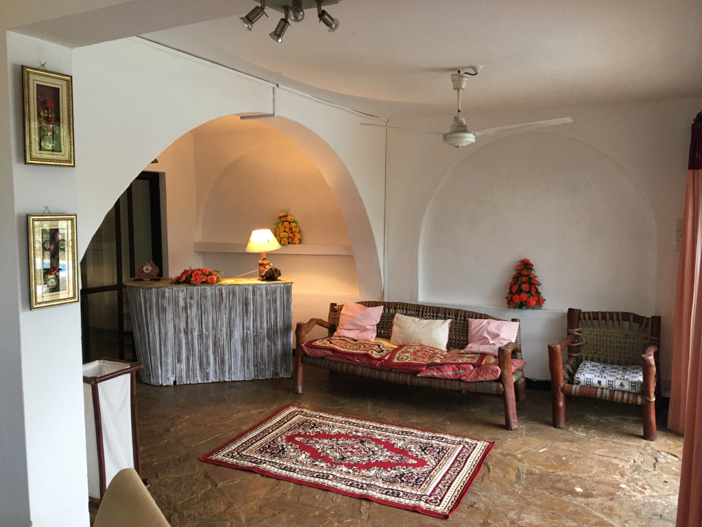 Tradewinds Lodge