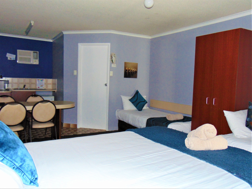 Отель Rockhampton Court Motor Inn
