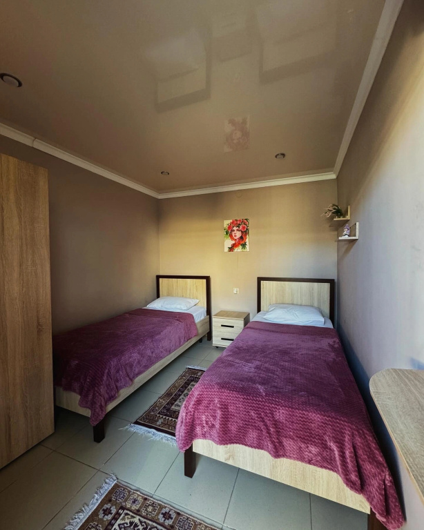 Delnar Guest House