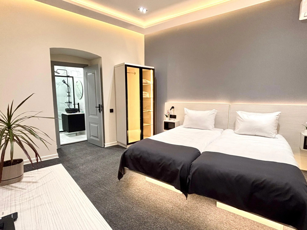 JM Central Boutique Hotel