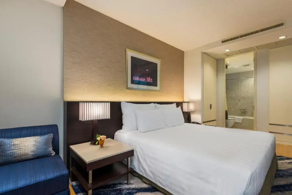 Emporium Suites by Chatrium