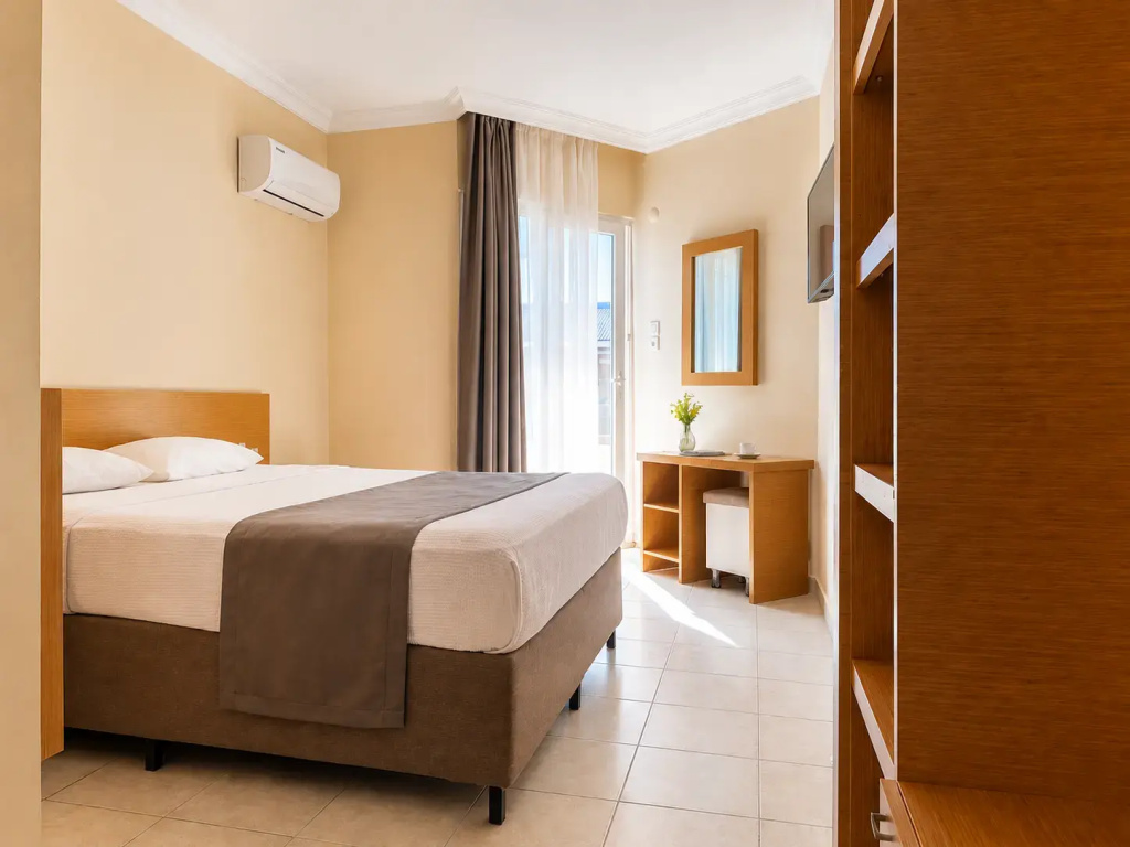 Yaman Life Hotel