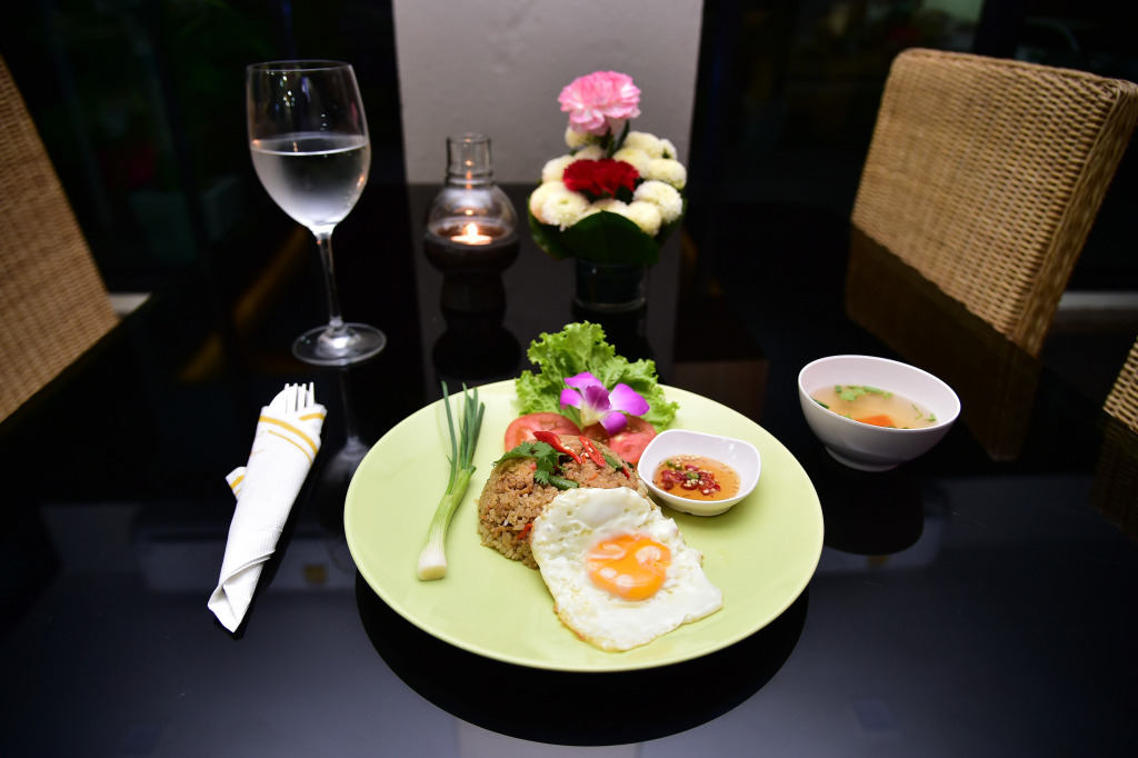Отель Happy Room Chiang Rai