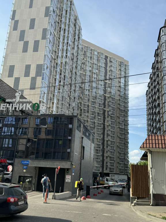 Квартира - студия с отличным ремонтом
