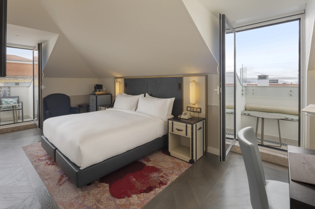 The Emerald House Lisbon - Curio Collection By Hilton