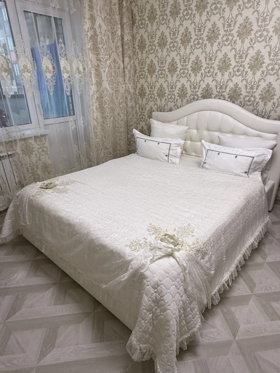 Квартира 888