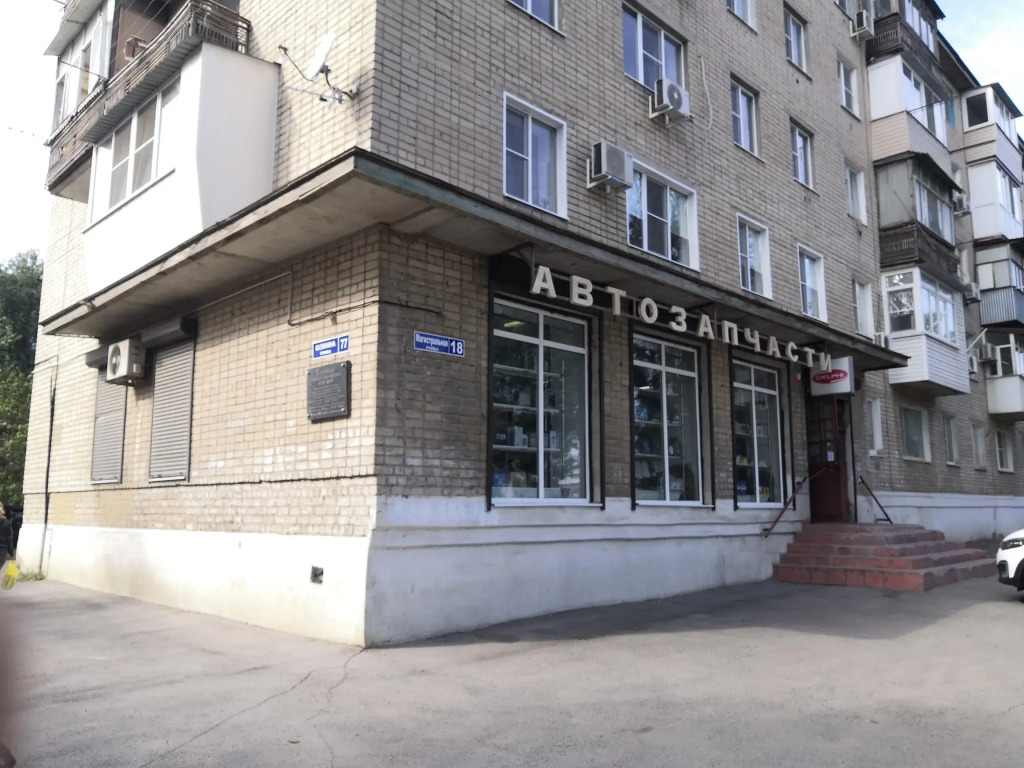 Квартира Калинина 77