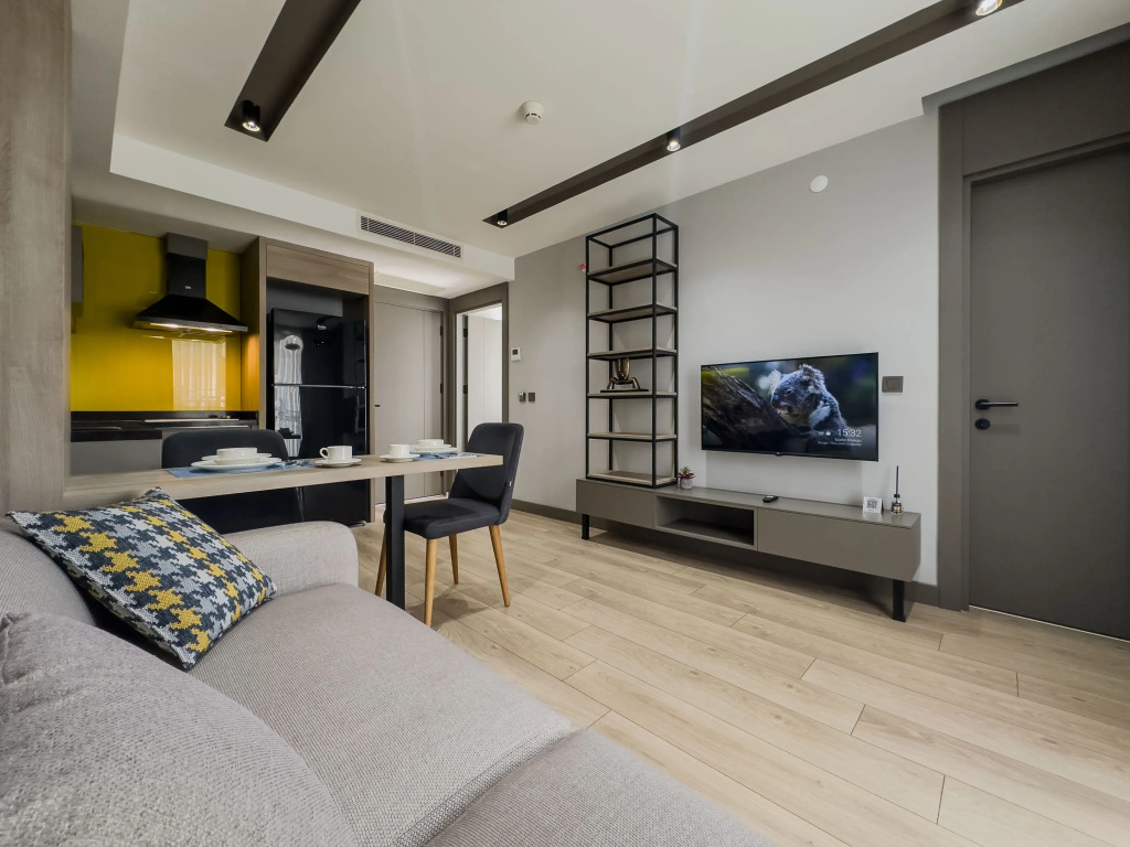 Отель Leaf River Suites