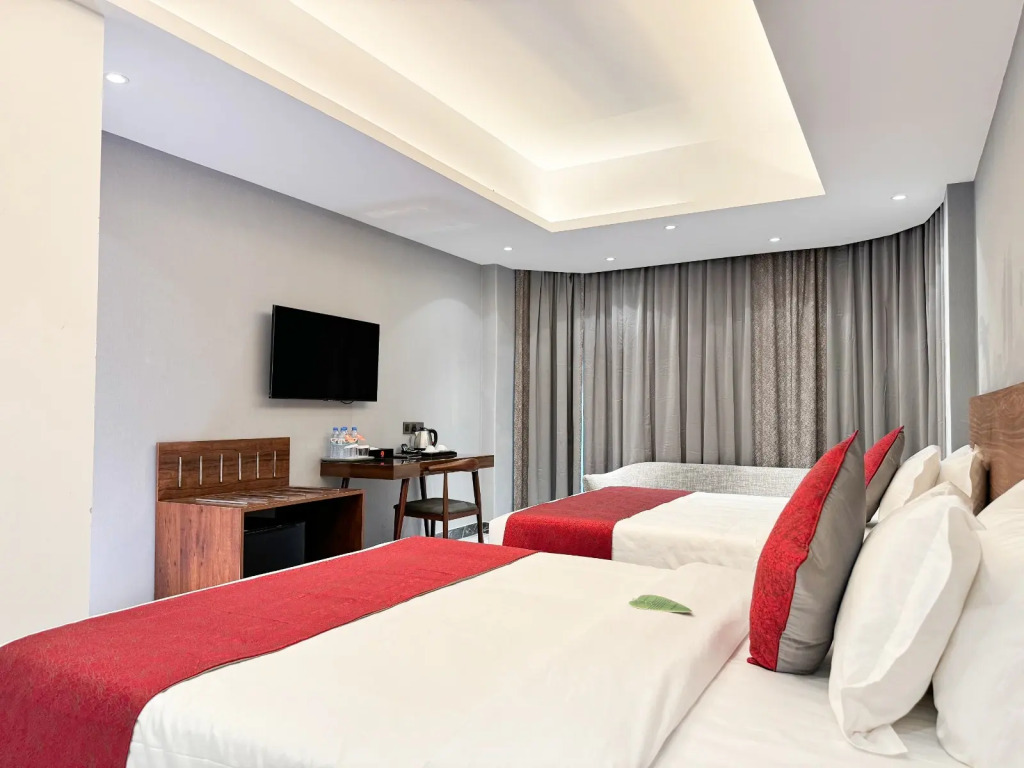 Отель Omni Residency Baridhara