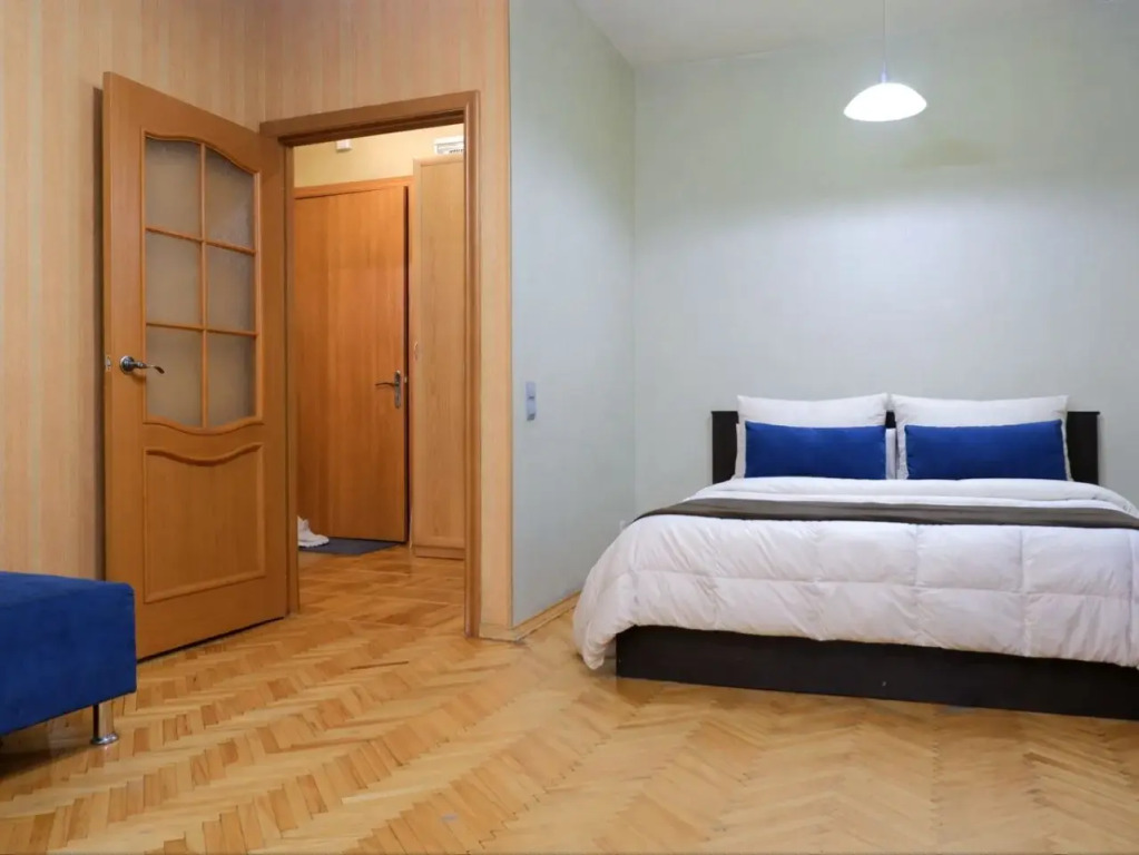 Квартира Типанова 16