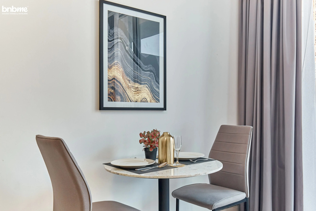Апартаменты bnbmehomes | Modern Luxury Studio in heart of JVC-419