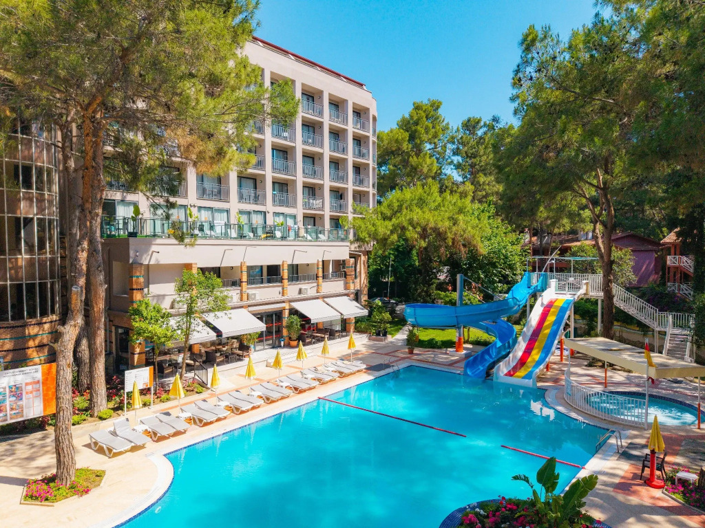 Pirates Park Resort