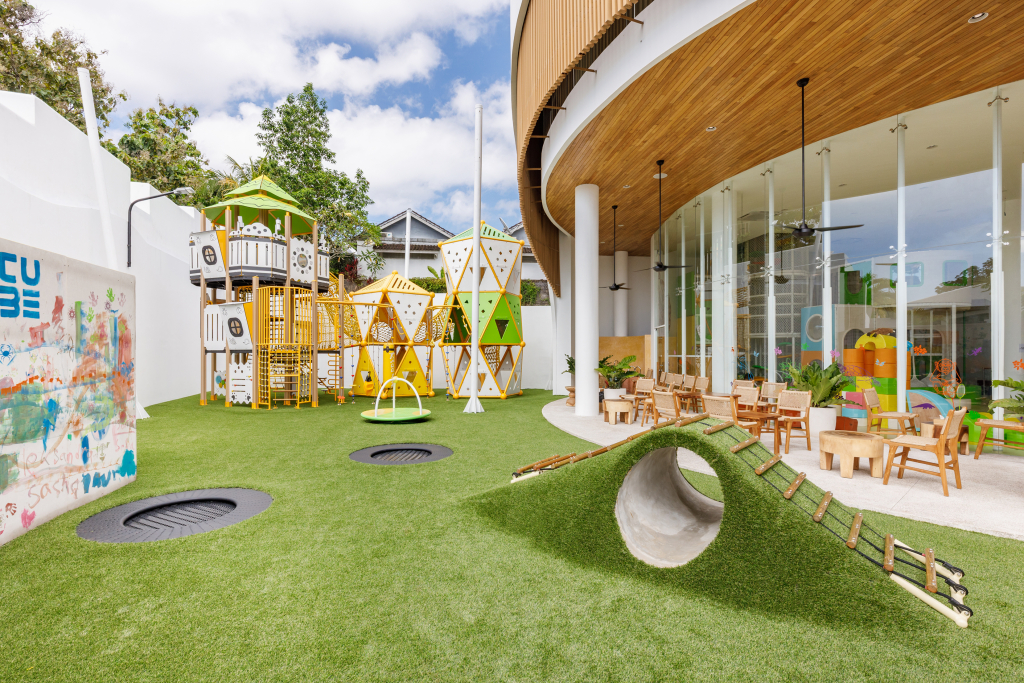 Курортный отель Family Nest Resort & Villas