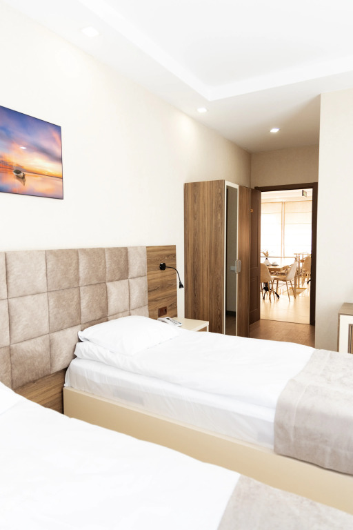 Aniko Hotel