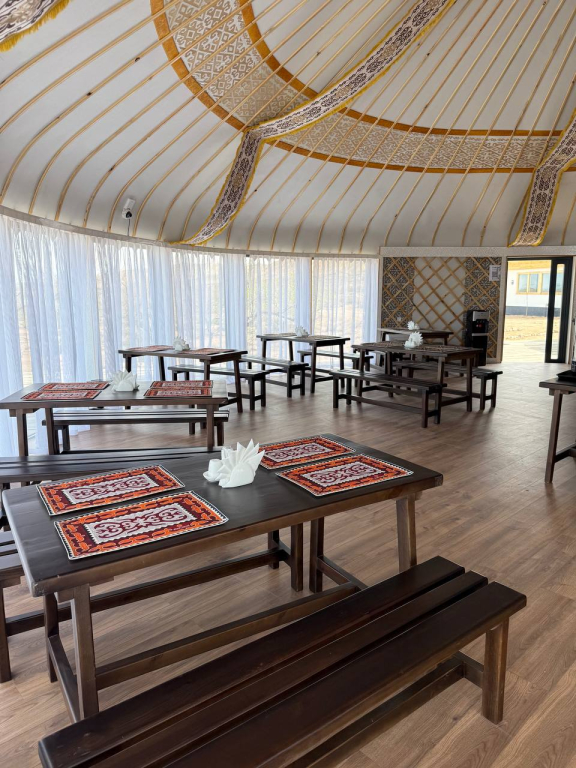 Глэмпинг Oimo Tash Yurt Camp