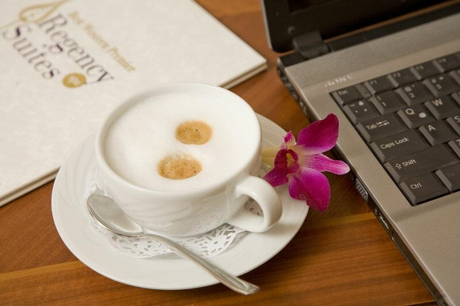 GLK PREMIER Regency Suites & Spa