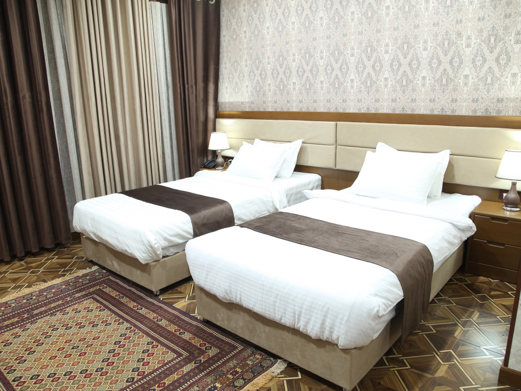 CARAVAN PLAZA INN Boutique