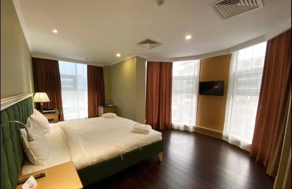 Hotel LUVERDE HOTEL