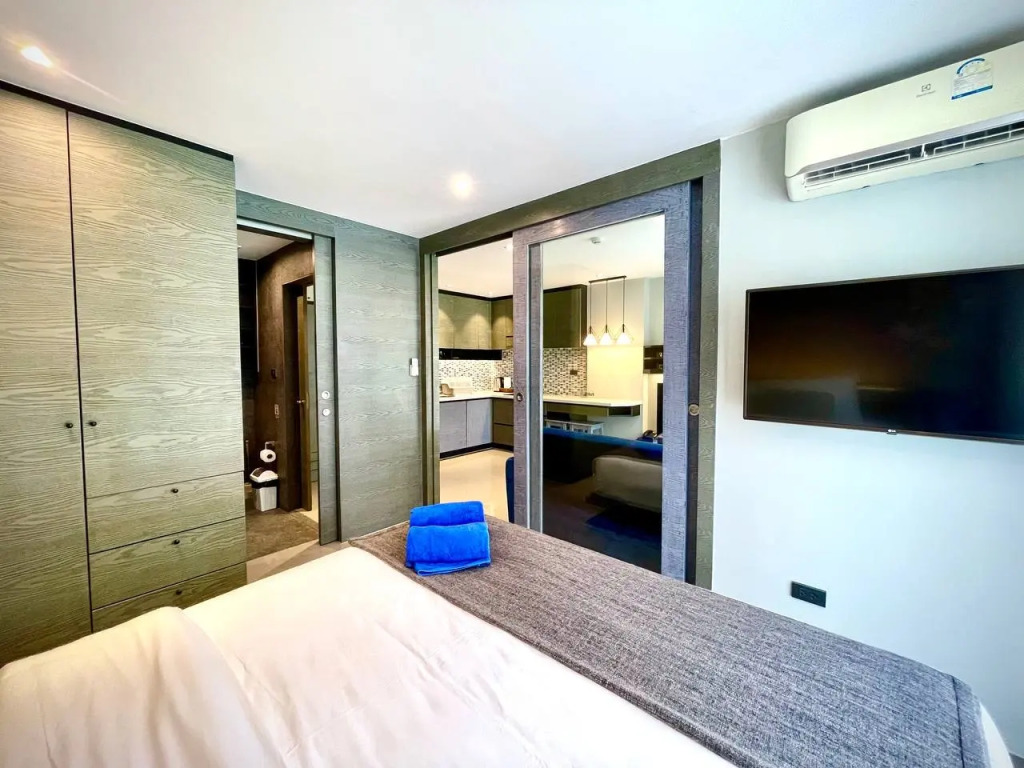 Квартира Kamala City Gate 1 Bdr Pool View