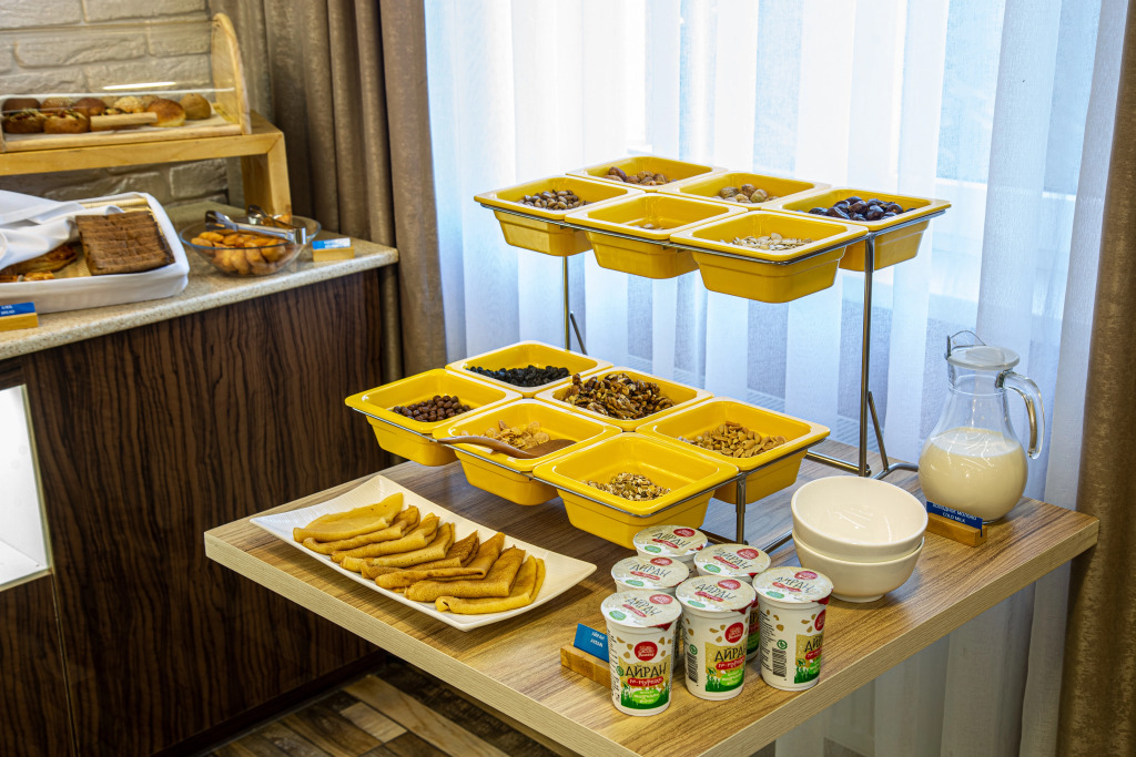 Rayan Hotel