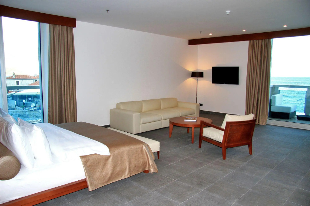 Avala Resort & Villas