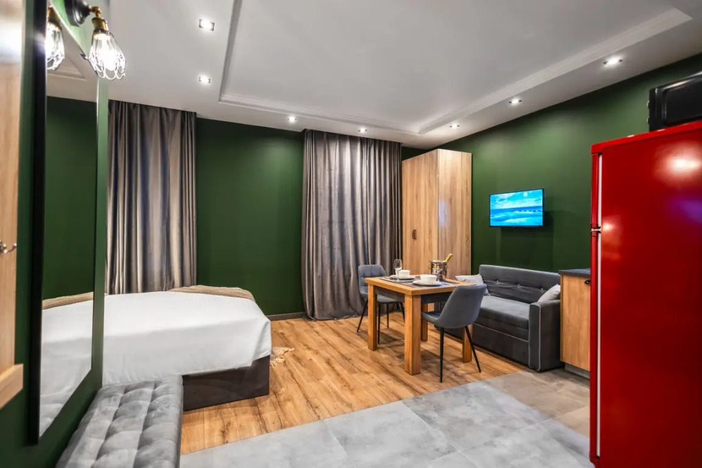 Апартаменты Улучшенные с Красивым Видом Elite Apartments