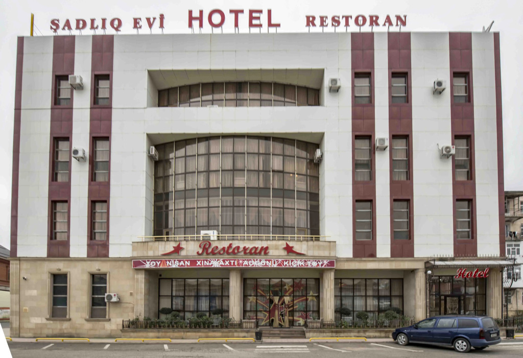 Starway Hotel