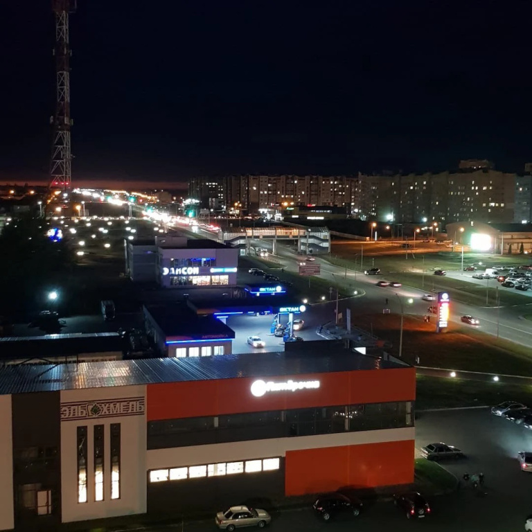 Квартира Уютная Около Футбольного Манежа