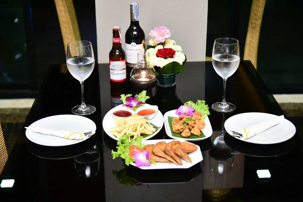 Отель Happy Room Chiang Rai