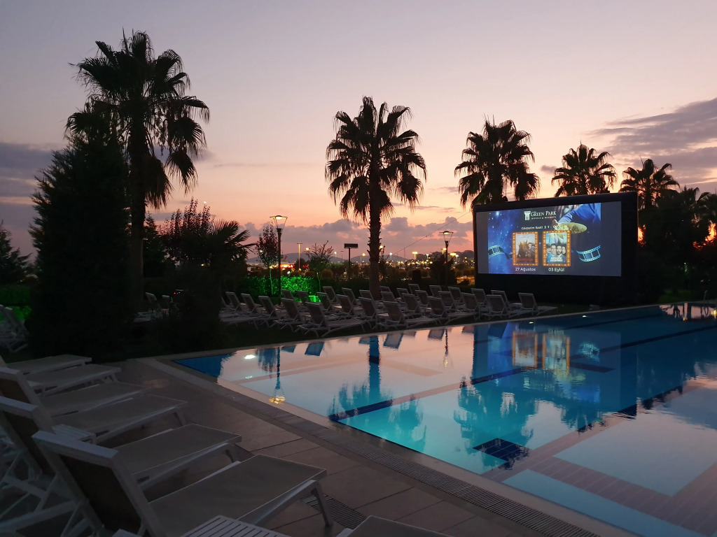 The Green Park Pendik