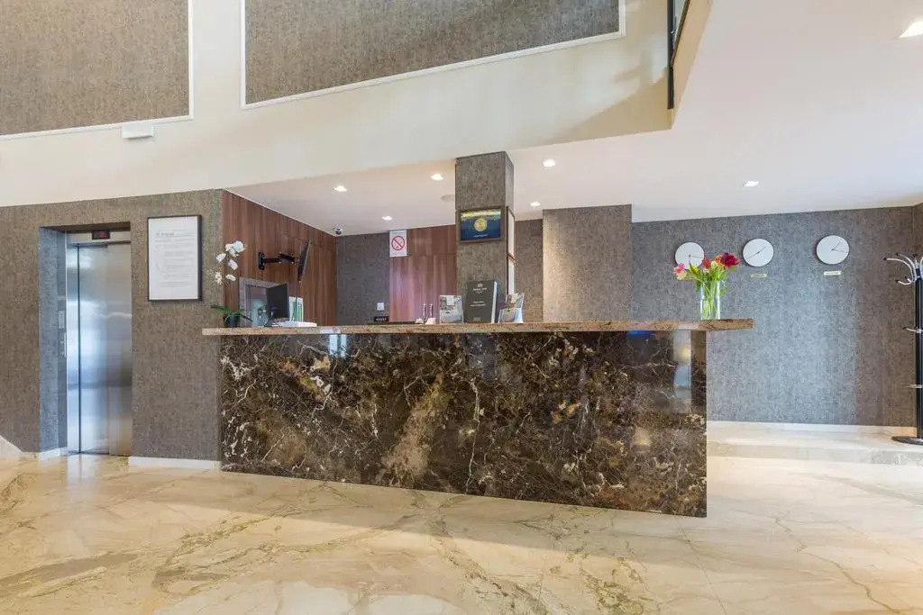 Отель Royal Inn