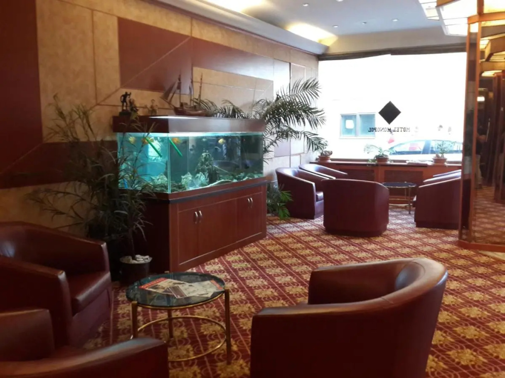 Hotel Monopol
