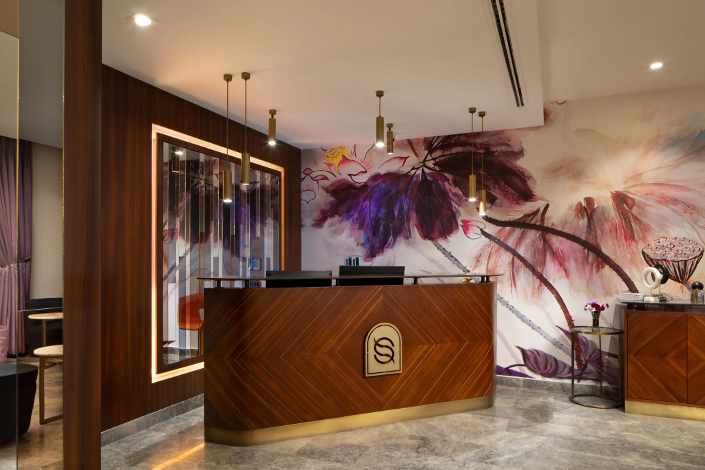 Ess Hotel