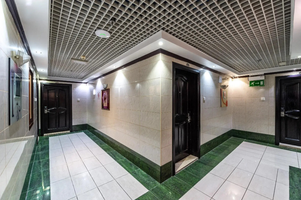 Hafez Hotel Apartments - Al Ras Metro Station