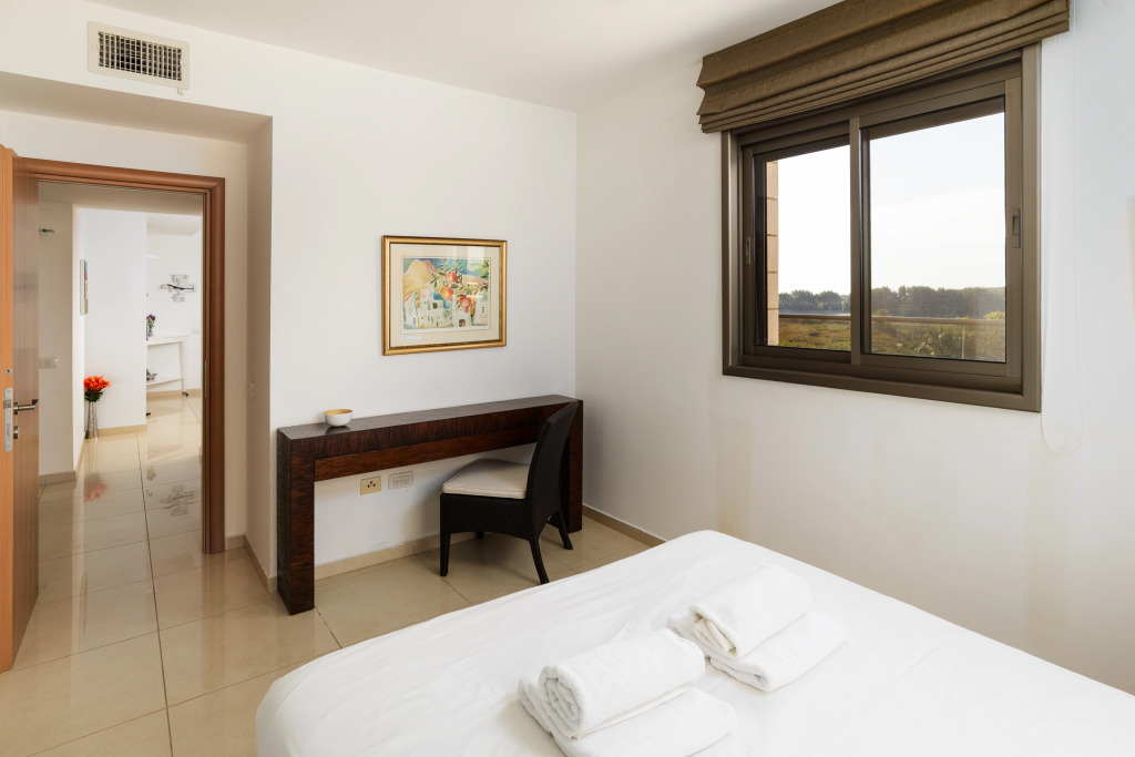 Апартаменты Comfort with Terrace & View over the Hills by FeelHome