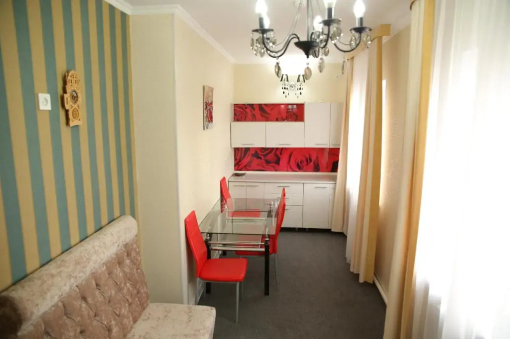 Sweet Home Hotel