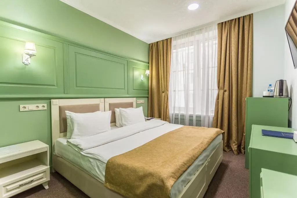 Grand Sapphire Hotel