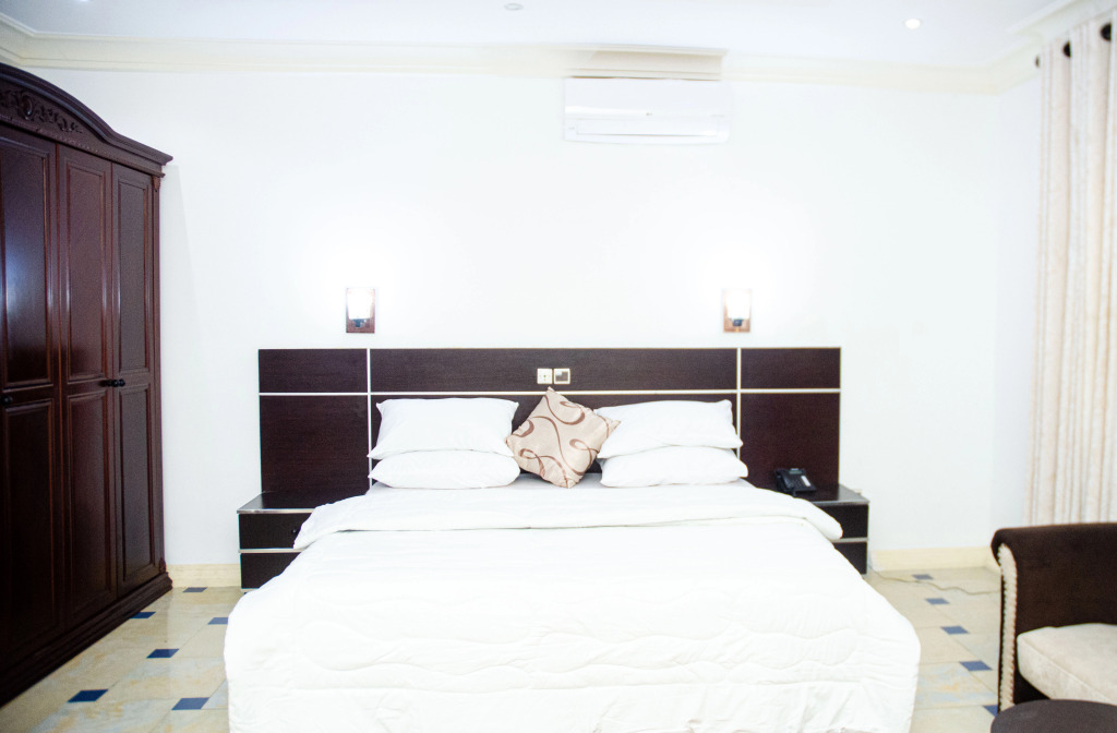 Отель Beach Sand Hotel & Resort