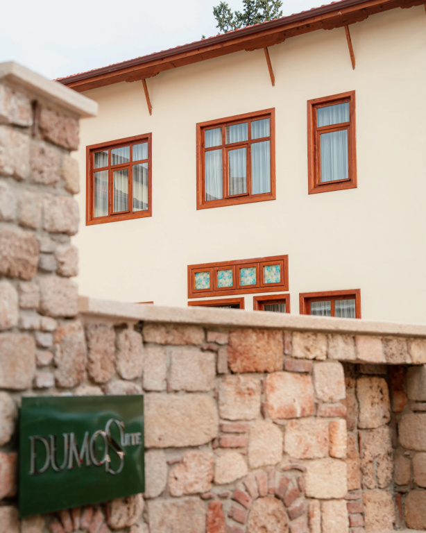 Dumos Suite Hotel