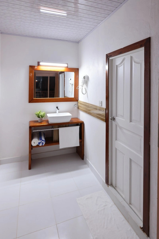Гостевой дом Batuta Maldives Fourson